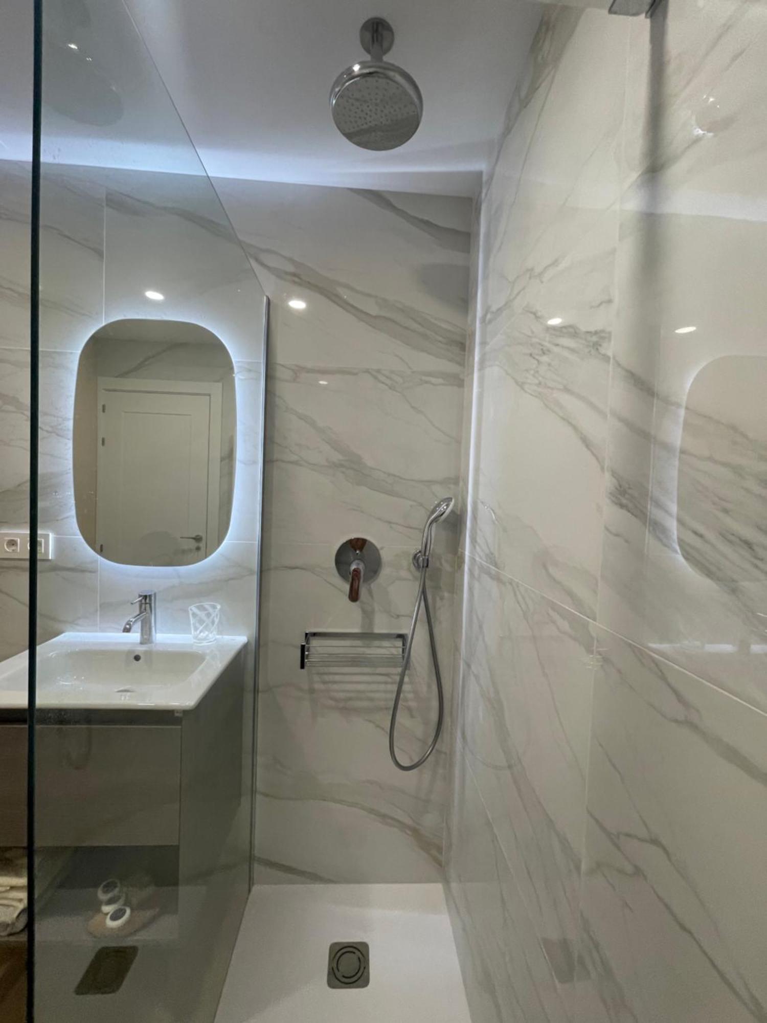 Riscal Suits Luxury Аликанте Экстерьер фото
